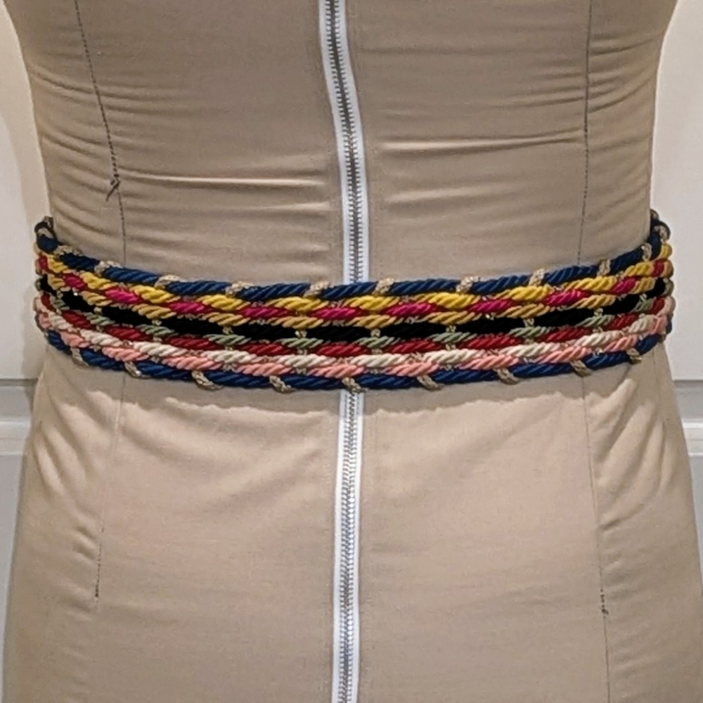 Gorgeous 60s Multicolor Rope Belt with Bamboo Ends and Gold Bow - Picture 5 of 6